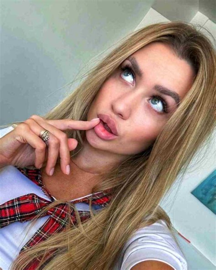 Annelise Cepero Height, Weight, Net Worth, Age, Birthday, Wikipedia, Who, Nationality, Biography